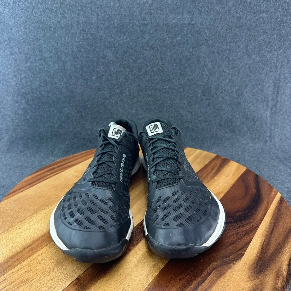 New Balance Minimus 20v4 Mens 11D Barefoot Training Shoes Black White Vibram